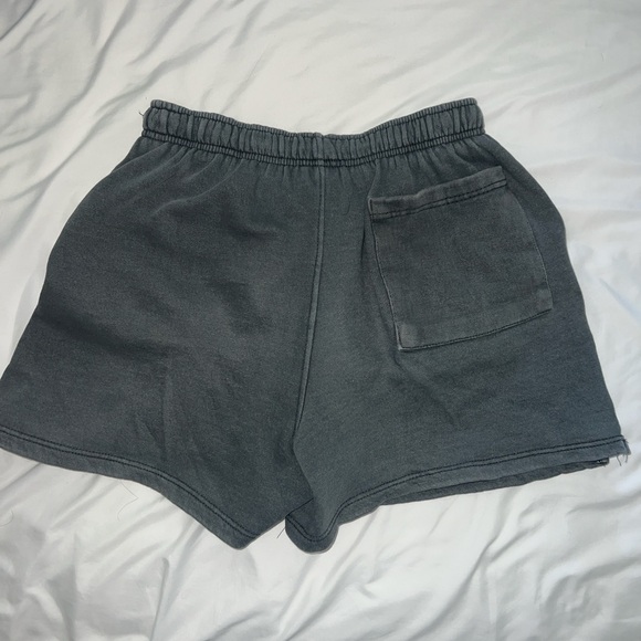 13’ Graphic Anime Shorts ‘One Size Fits All’ - Picture 2 of 4